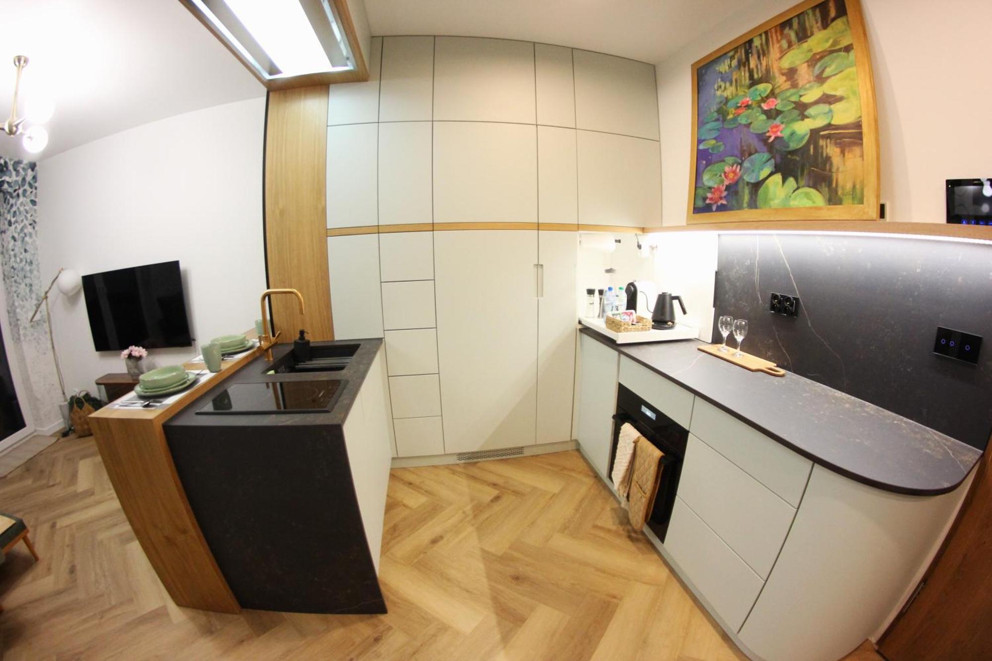 Nenufar Cracow Garden Parter Free Darmowy Parking Ogrod Netflix Klimatyzacja Apartament Kraków