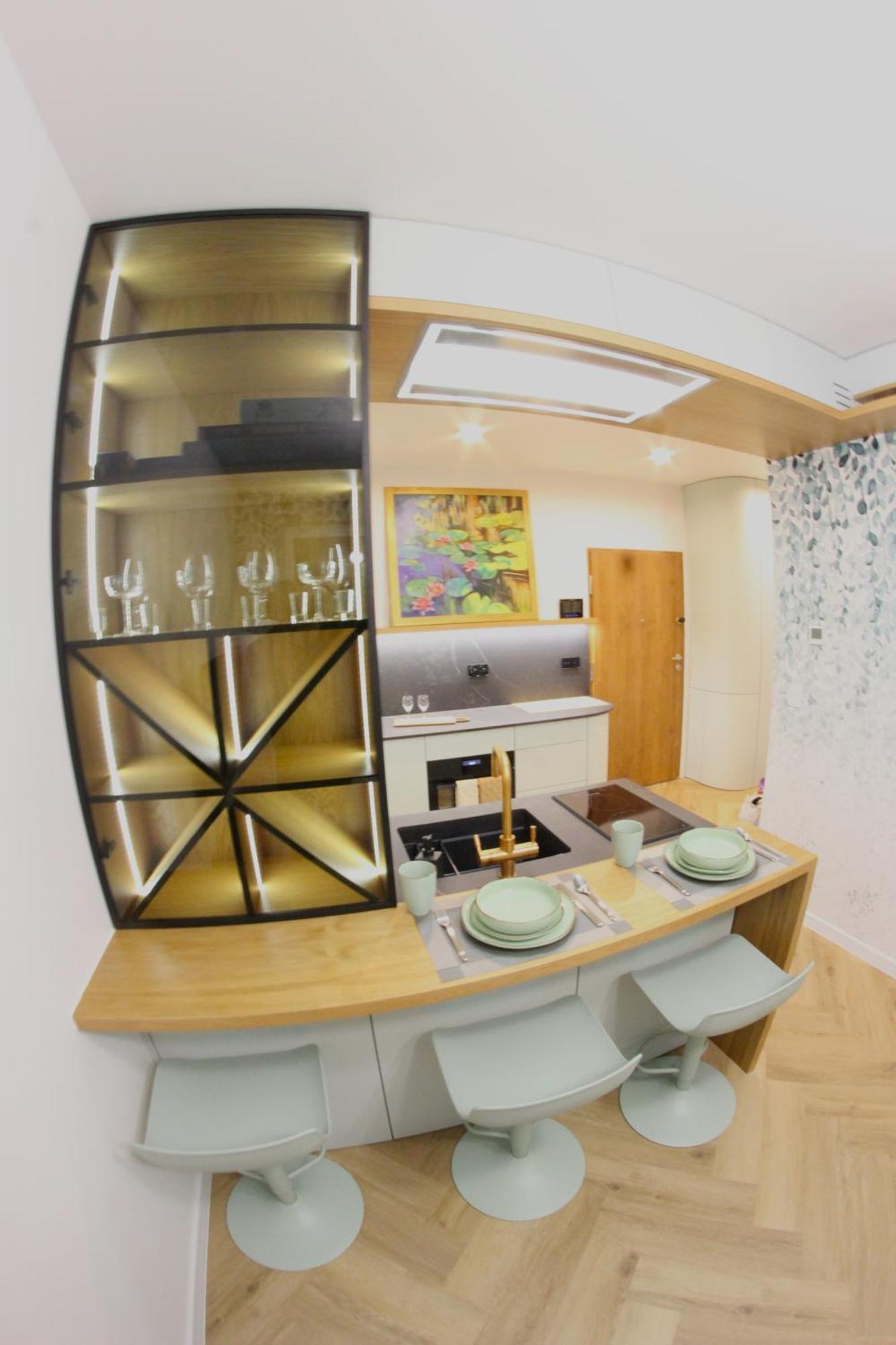 Nenufar Cracow Garden Parter Free Darmowy Parking Ogrod Netflix Klimatyzacja Apartament *