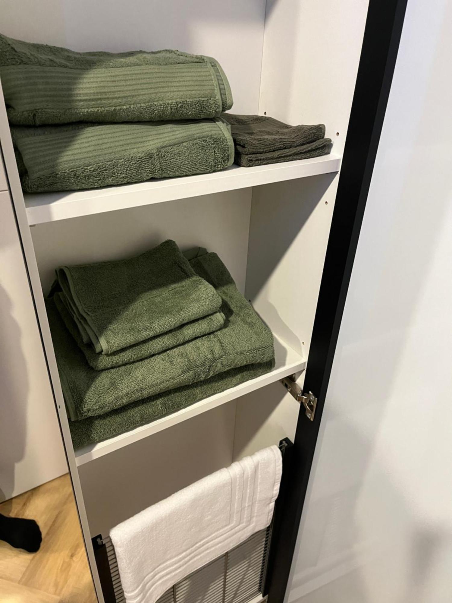 Nenufar Cracow Garden Parter Free Darmowy Parking Ogrod Netflix Klimatyzacja Apartament